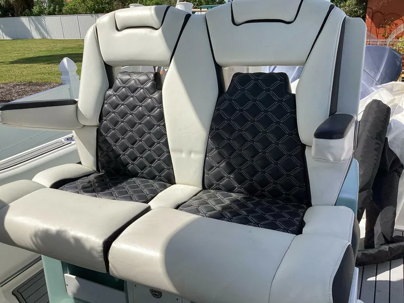 Slide: The Image of Tidewater 280 Adventure 2021 - 5127875