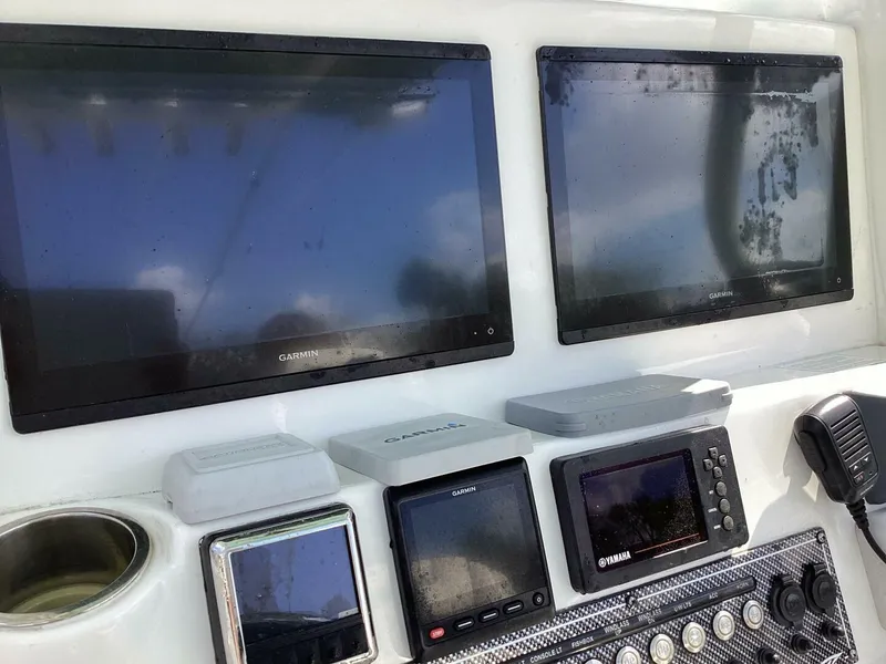 Slide: The Image of Tidewater 280 Adventure 2021 - 5127877