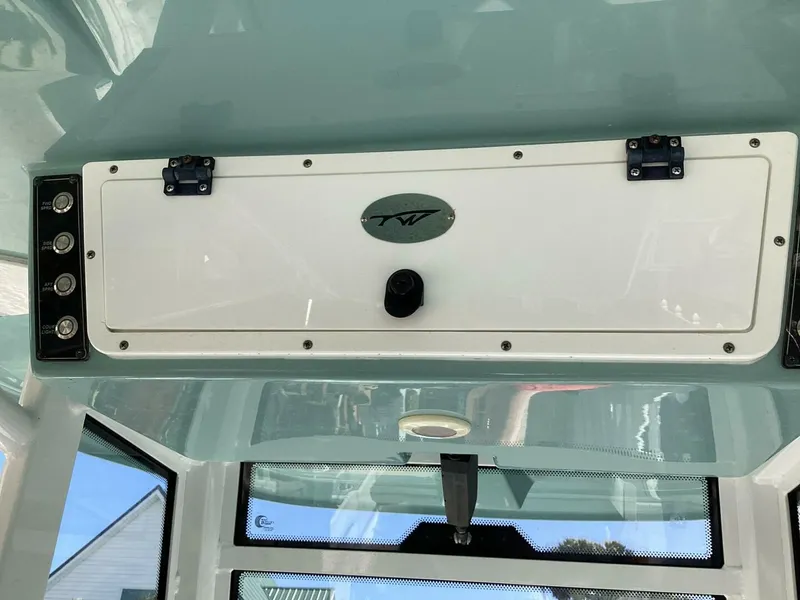 Slide: The Image of Tidewater 280 Adventure 2021 - 5127881