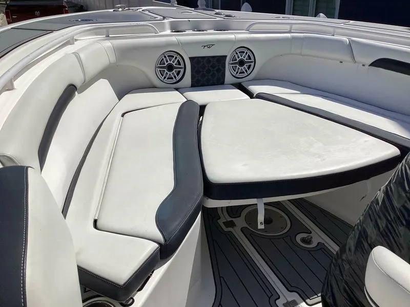 Slide: The Image of Tidewater 280 Adventure 2021 - 5127883