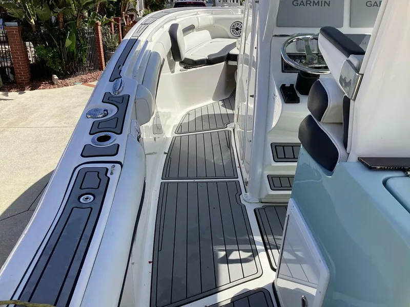 Slide: The Image of Tidewater 280 Adventure 2021 - 5127888