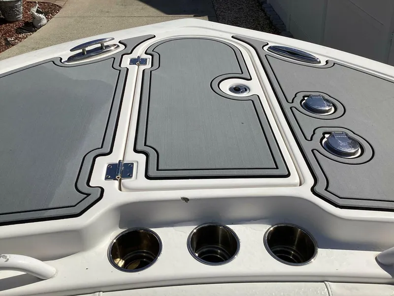 Slide: The Image of Tidewater 280 Adventure 2021 - 5127896
