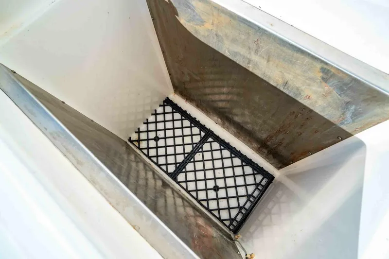 Slide: The Image of 1999 Ocean 56 Convertible Tunar - 5003169