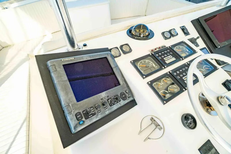 Slide: The Image of 1999 Ocean 56 Convertible Tunar - 5003180