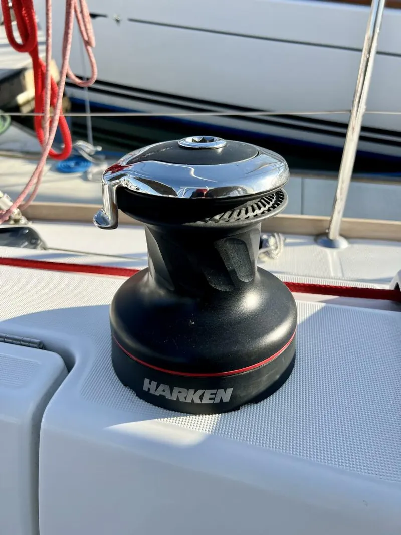 Slide: The Image of Jeanneau 379 2013 - 5003791