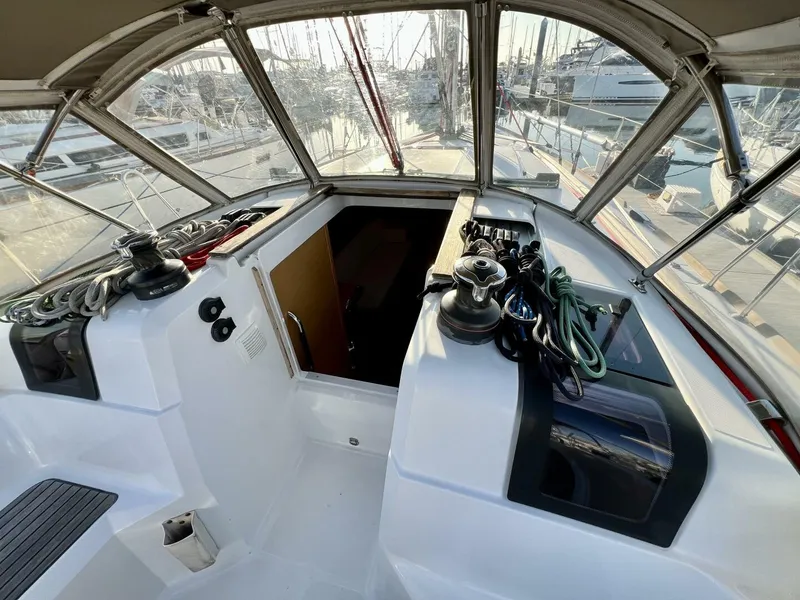 Slide: The Image of Jeanneau 379 2013 - 5003809