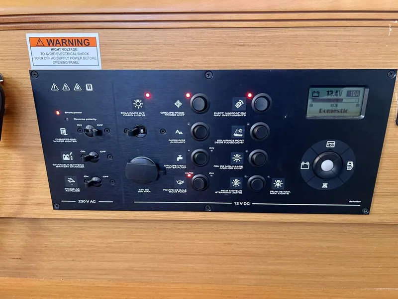 Slide: The Image of Jeanneau 379 2013 - 5003830