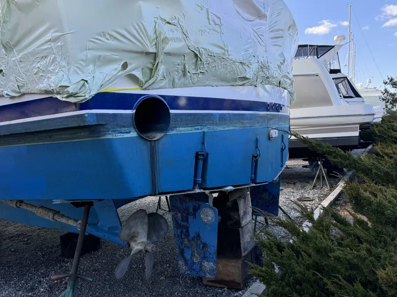 Slide: The Image of Hatteras CONVERTIBLE 1980 - 5008575