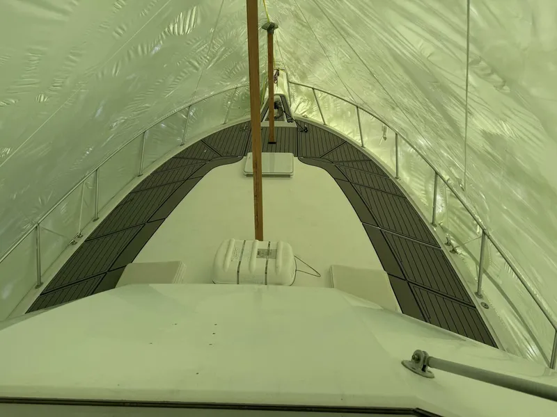 Slide: The Image of Hatteras CONVERTIBLE 1980 - 5008592