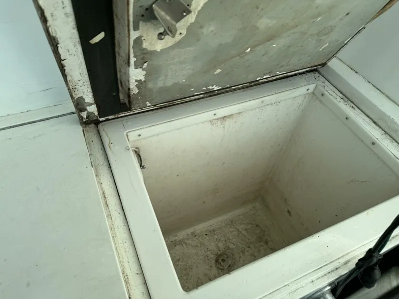 Slide: The Image of Hatteras CONVERTIBLE 1980 - 5008617