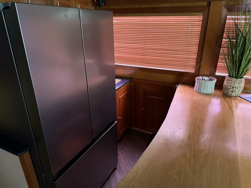 Slide: The Image of Hatteras CONVERTIBLE 1980 - 5008626