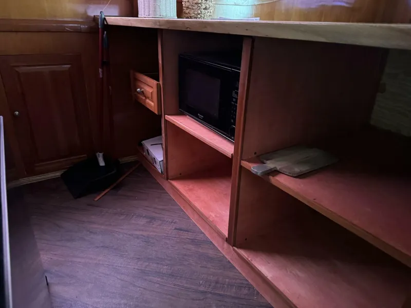 Slide: The Image of Hatteras CONVERTIBLE 1980 - 5008631