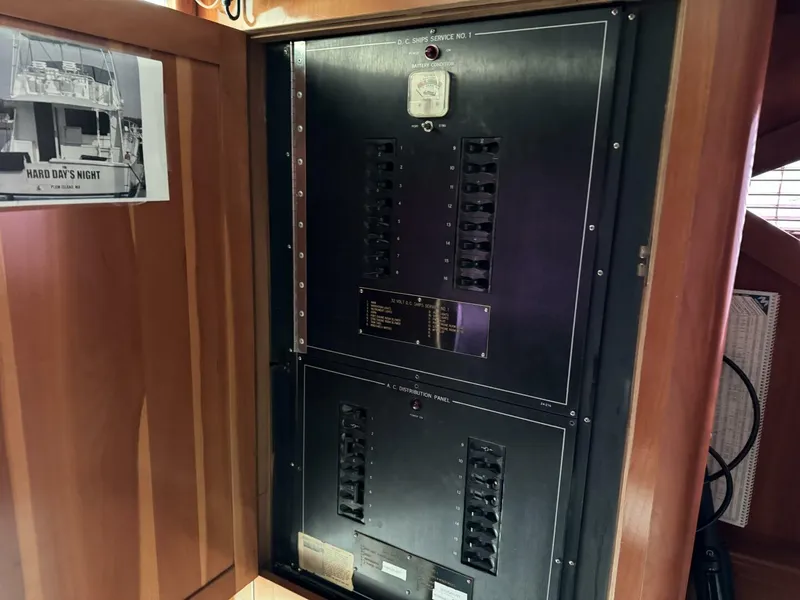 Slide: The Image of Hatteras CONVERTIBLE 1980 - 5008634