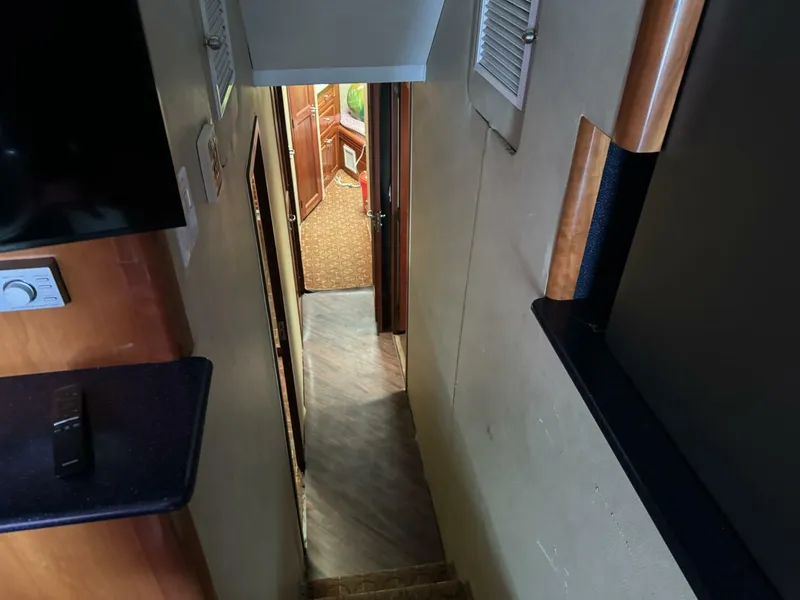 Slide: The Image of Hatteras CONVERTIBLE 1980 - 5008636