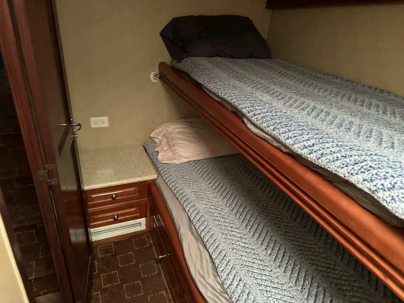 Slide: The Image of Hatteras CONVERTIBLE 1980 - 5008638