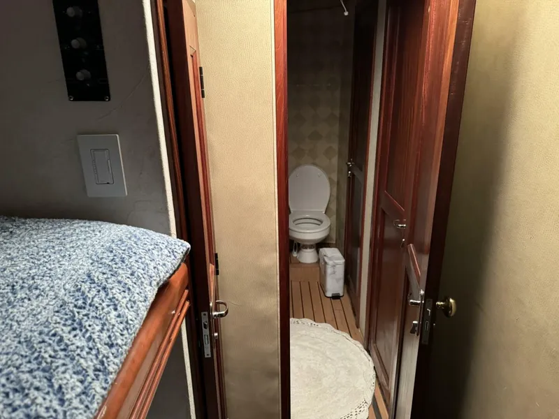 Slide: The Image of Hatteras CONVERTIBLE 1980 - 5008639