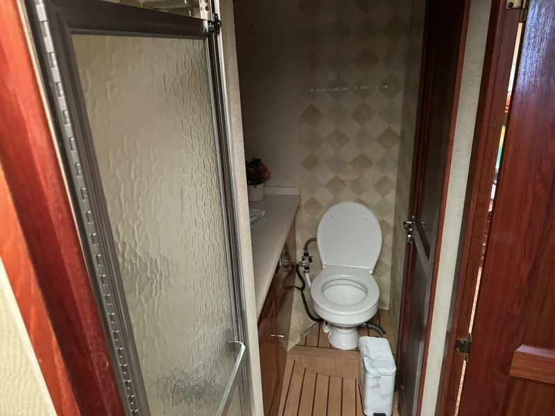 Slide: The Image of Hatteras CONVERTIBLE 1980 - 5008640