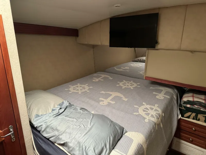 Slide: The Image of Hatteras CONVERTIBLE 1980 - 5008644