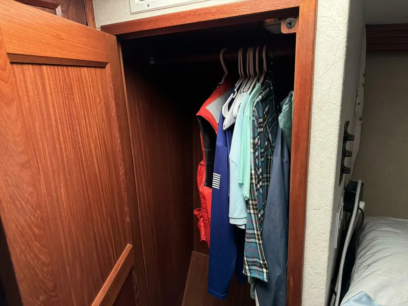 Slide: The Image of Hatteras CONVERTIBLE 1980 - 5008645