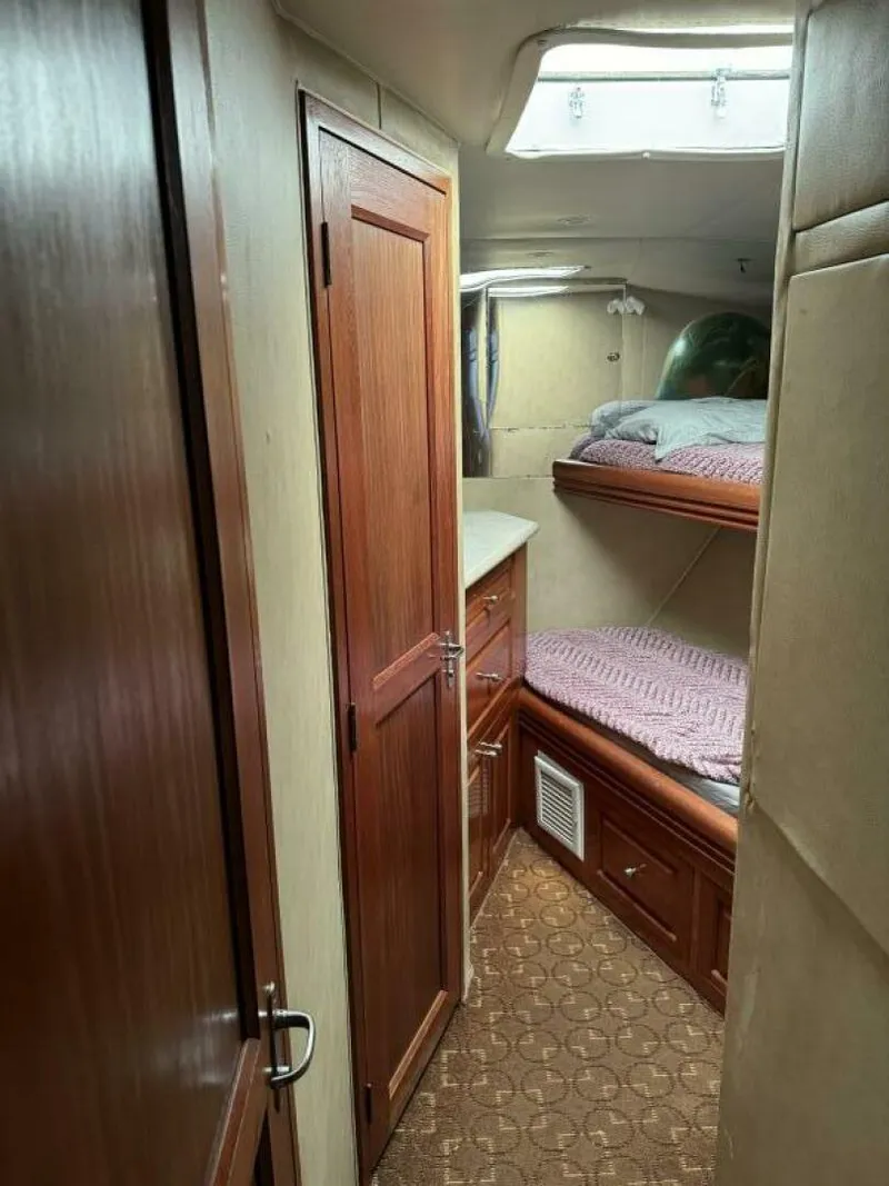 Slide: The Image of Hatteras CONVERTIBLE 1980 - 5008650