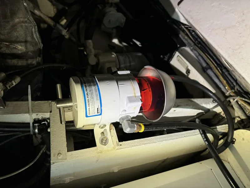 Slide: The Image of Hatteras CONVERTIBLE 1980 - 5008656