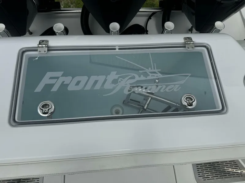 Slide: The Image of Front Runner 36 2023 - 5005050