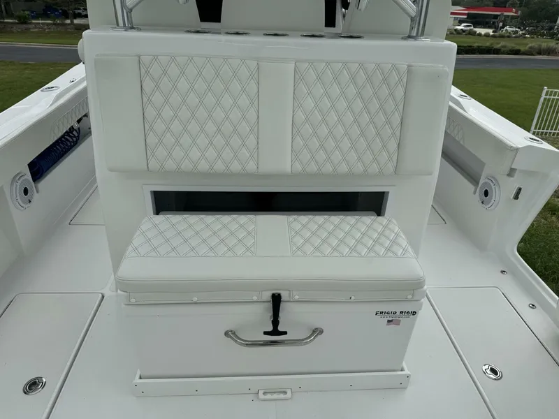 Slide: The Image of Front Runner 36 2023 - 5005051