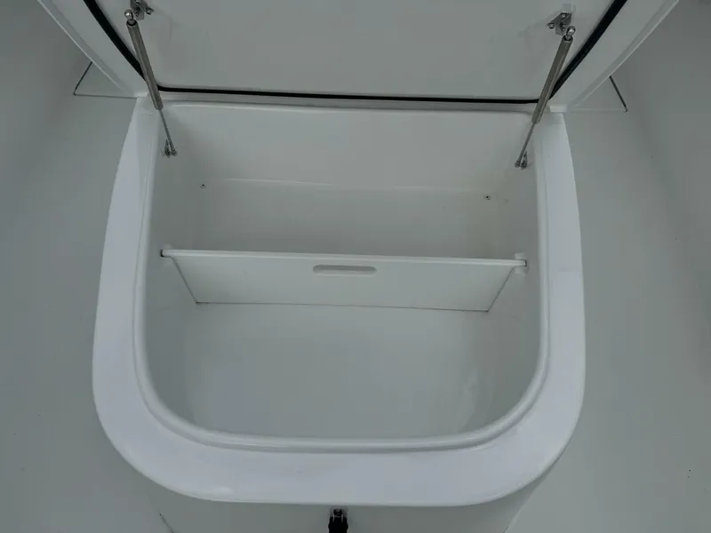 Slide: The Image of Front Runner 36 2023 - 5005060