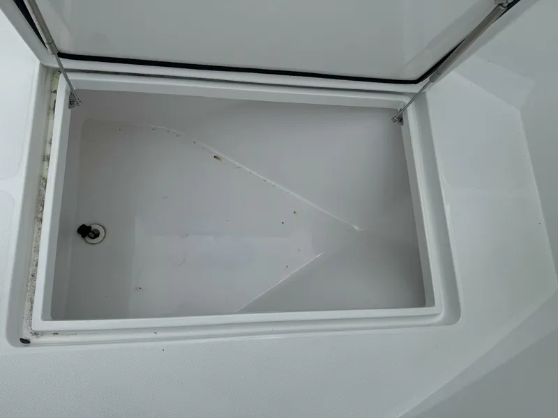 Slide: The Image of Front Runner 36 2023 - 5005062