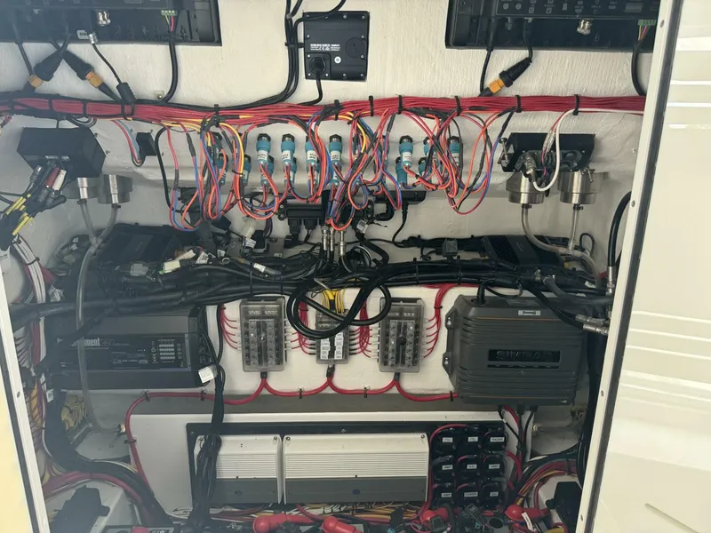 Slide: The Image of Front Runner 36 2023 - 5005072