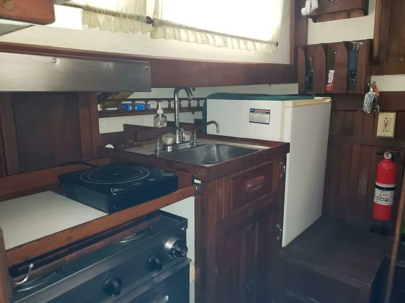 Slide: The Image of Hardin Sea Wolf Masthead Ketch 1977 - 5005362