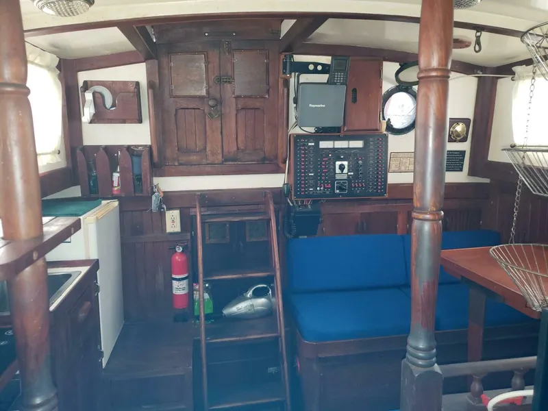 Slide: The Image of Hardin Sea Wolf Masthead Ketch 1977 - 5005363