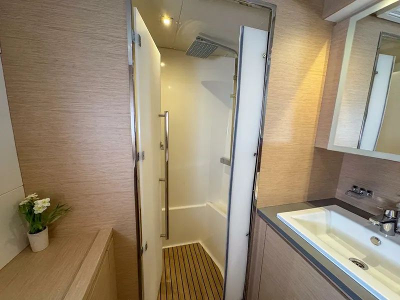 Slide: The Image of Fountaine Pajot MY44 2021 - 5013033