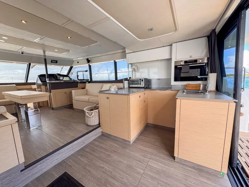 Slide: The Image of Fountaine Pajot MY44 2021 - 5013050