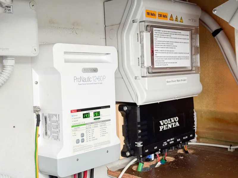 Slide: The Image of Fountaine Pajot MY44 2021 - 5013065