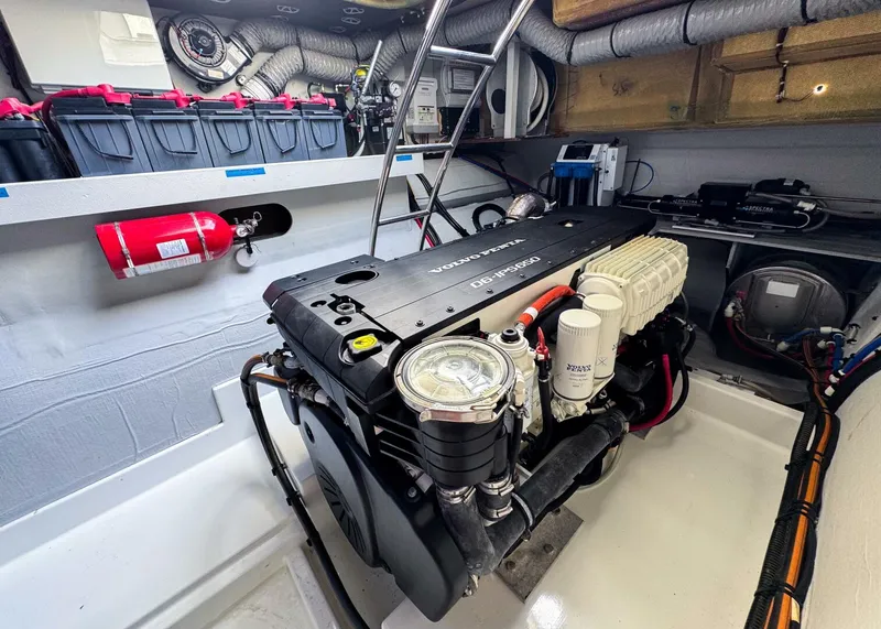 Slide: The Image of Fountaine Pajot MY44 2021 - 5013066