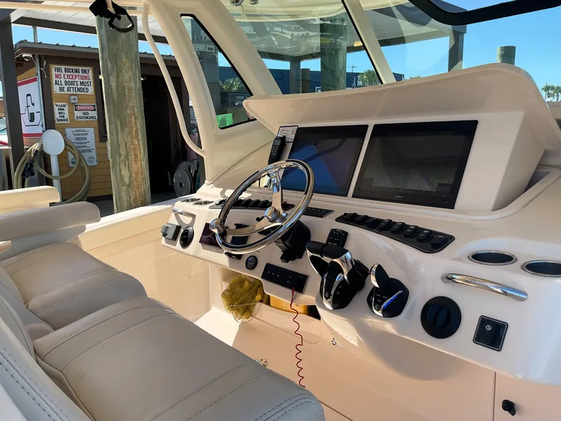 Slide: The Image of Grady-White 376 2022 - 21