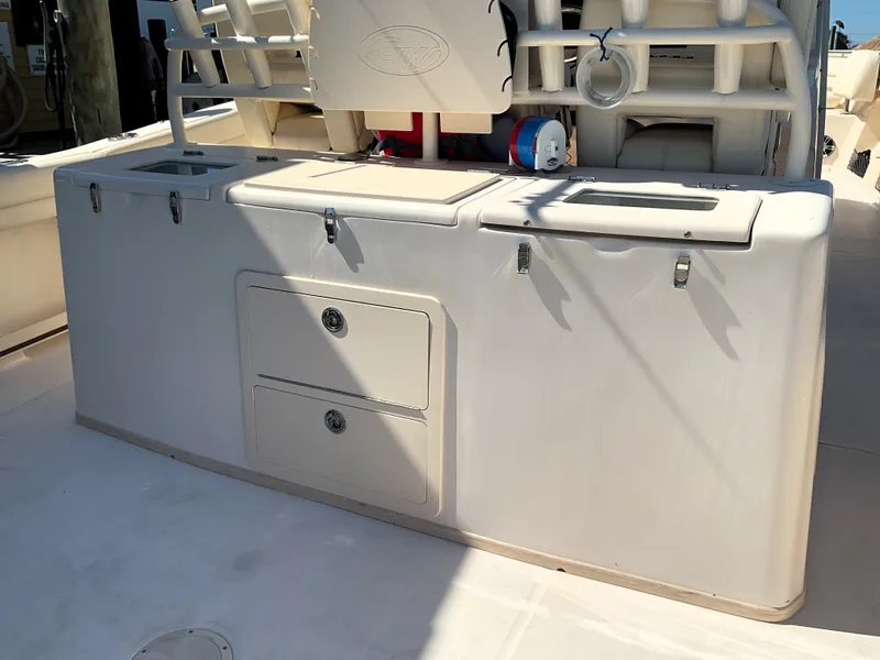 Slide: The Image of Grady-White 376 2022 - 24