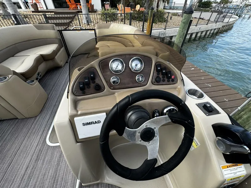 Slide: The Image of Veranda VR22 RC 2020 - 5008325