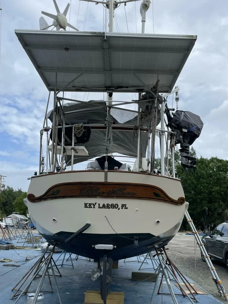 Slide: The Image of Kadey-Krogen Centerboard Cutter 1982 - 5008954