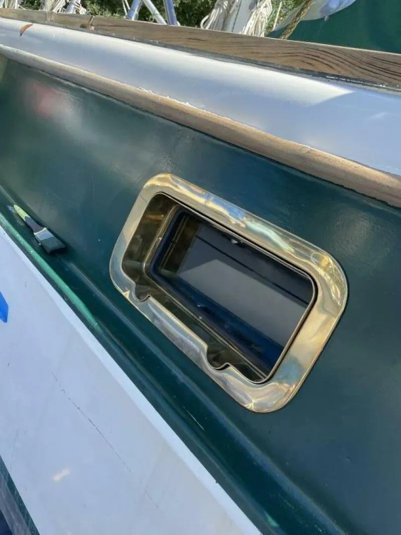 Slide: The Image of Kadey-Krogen Centerboard Cutter 1982 - 5008873