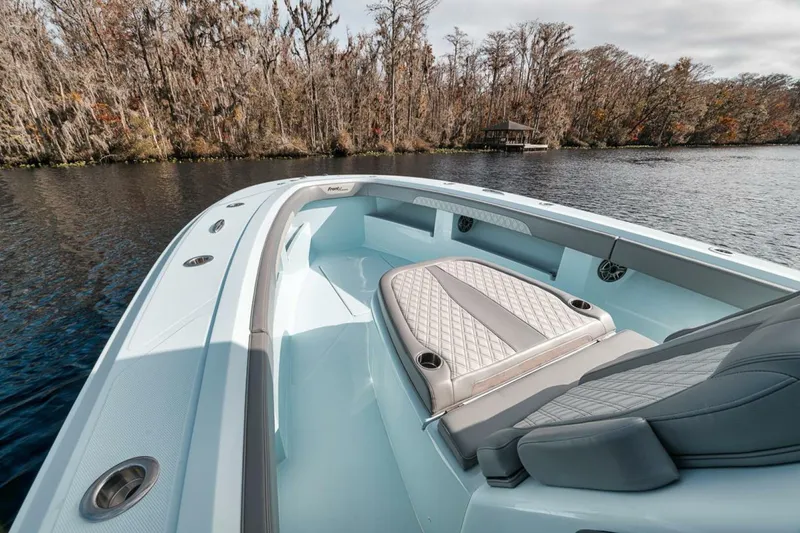 Slide: The Image of Front Runner 36 2024 - 5009867