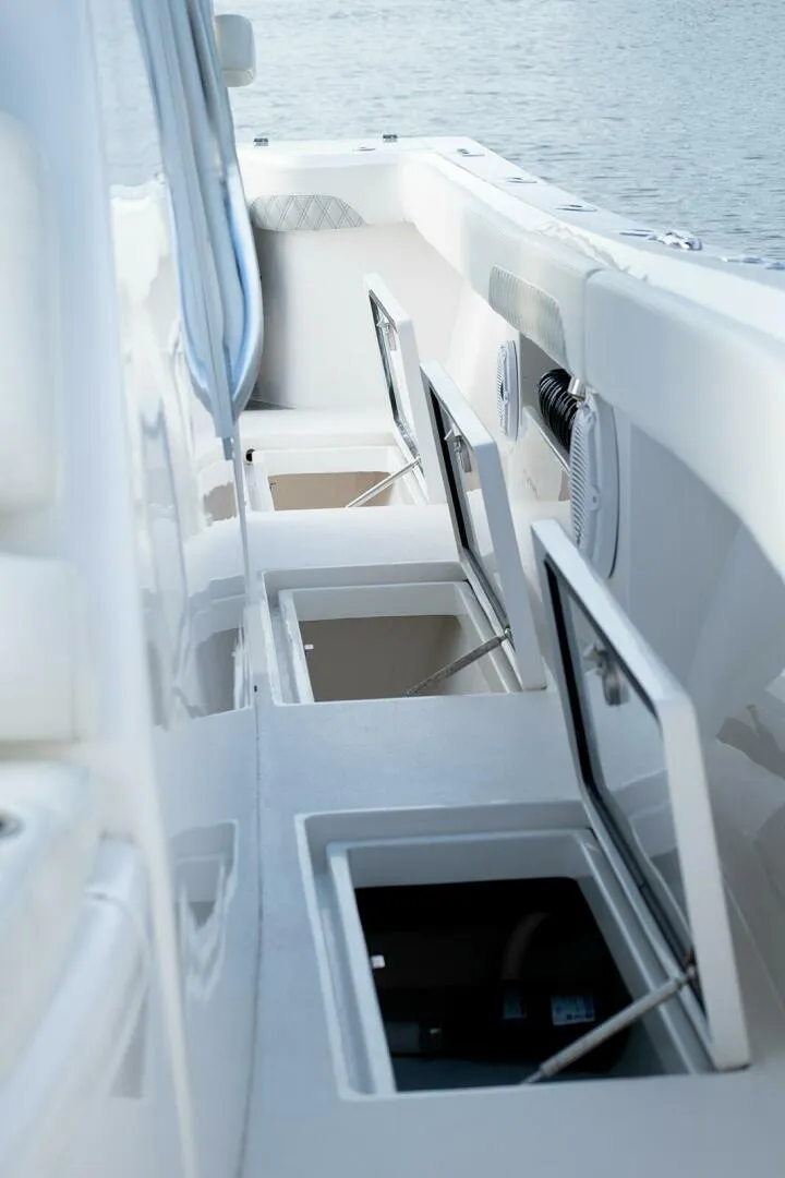 Slide: The Image of Front Runner 36 2021 - 5011342