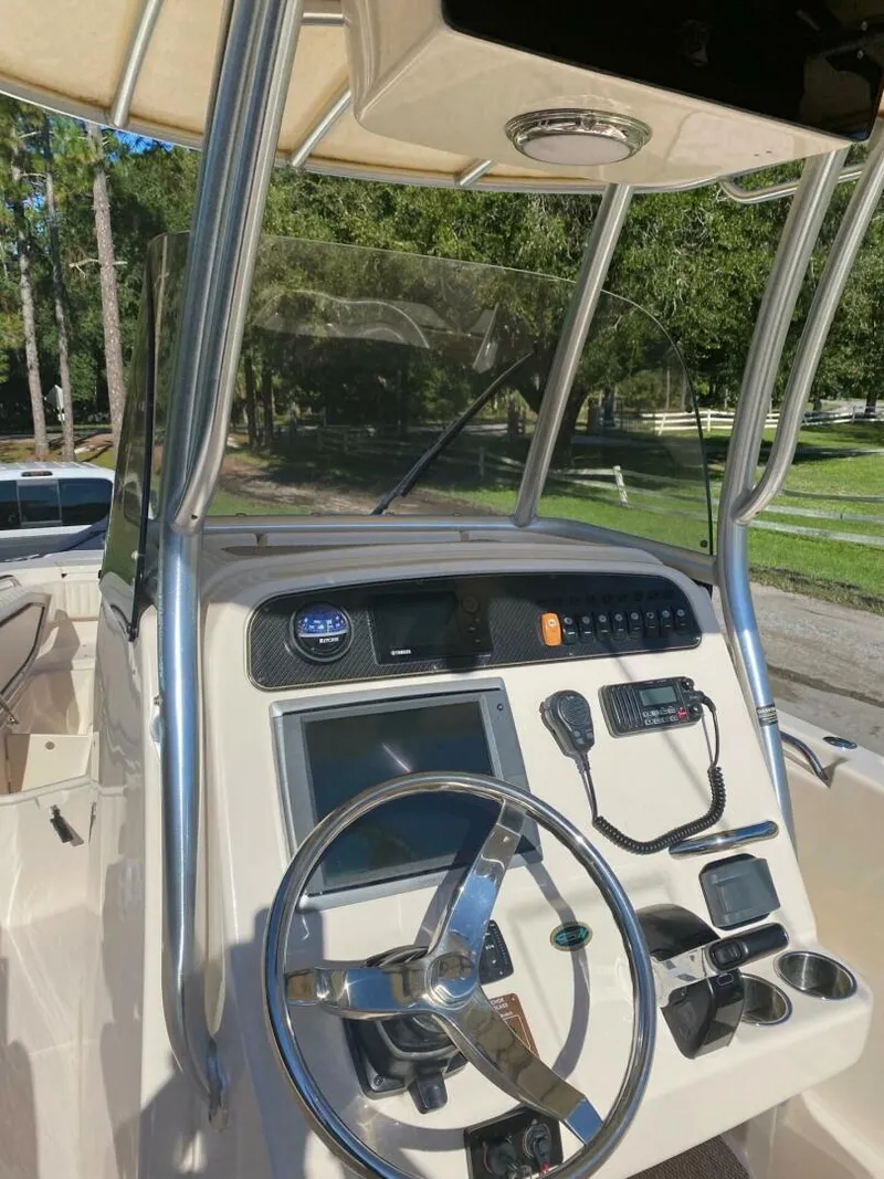 Slide: The Image of Grady-White 25 2013 - 5011376