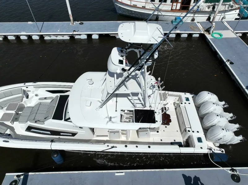 Slide: The Image of Pursuit 42 - Happy Hour - Exterior Profile 2022 Pursuit S428 - Happy Hour - 7653681