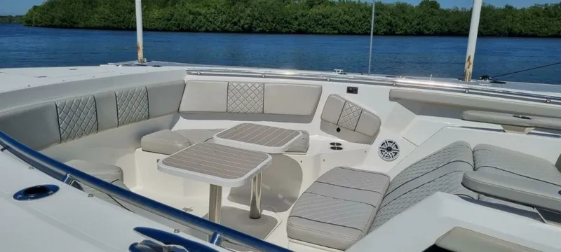 Slide: The Image of 2022 Pursuit S428 - Happy Hour - 7653675