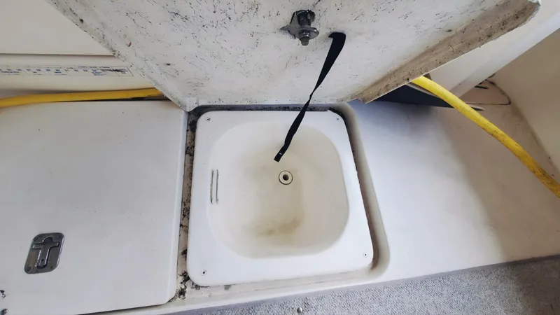 Slide: The Image of Sea Ray 370 1997 - 5017009