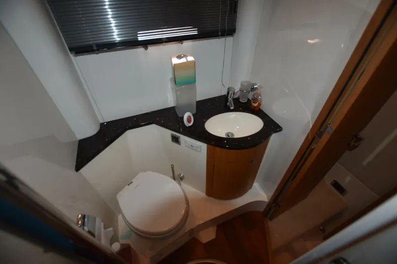 Slide: The Image of Fairline 47 2011 - 5012770