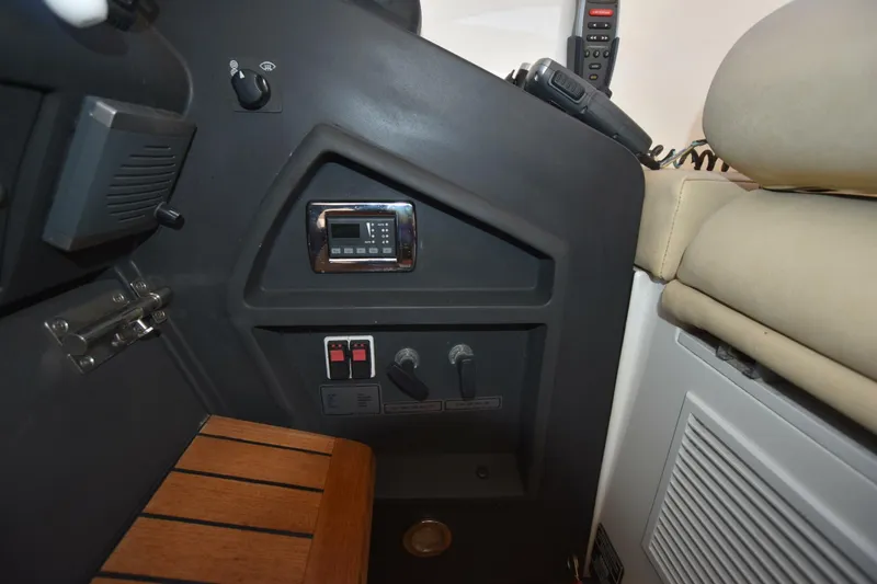 Slide: The Image of Fairline 47 2011 - 5012804
