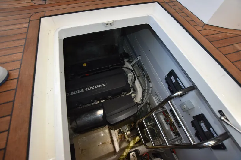 Slide: The Image of Fairline 47 2011 - 5012811